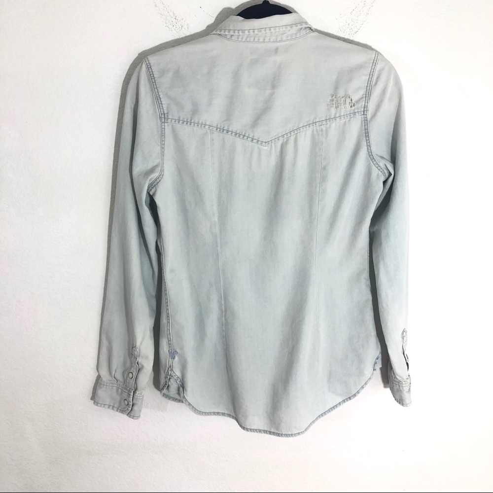 American Eagle Distressed Button Down Small - image 3